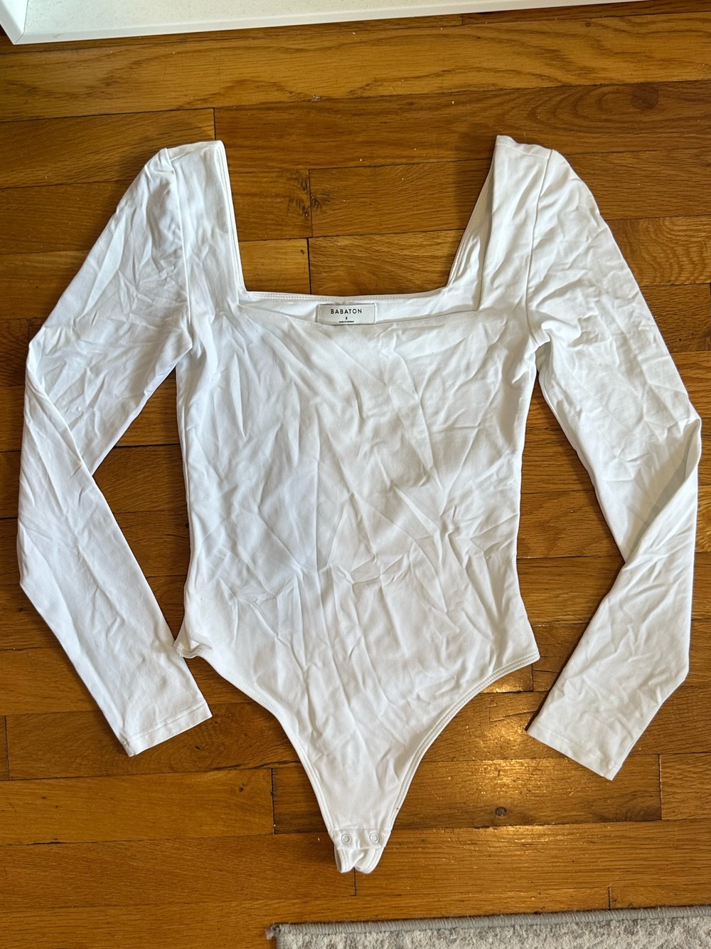 Aritzia Babaton Contour Squareneck Bodysuit